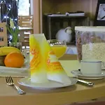 & Restaurant Huellen