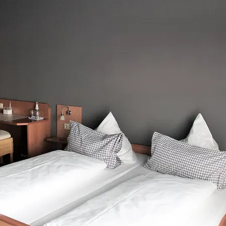 Hotel & Restaurant Huellen