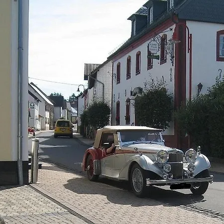 Hotel & Restaurant Huellen Barweiler