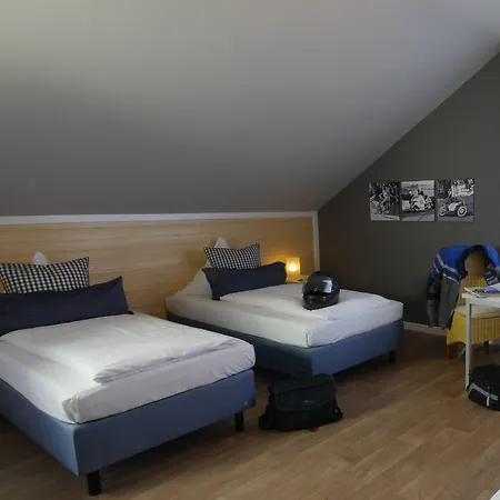 מלון & Restaurant Huellen 3*