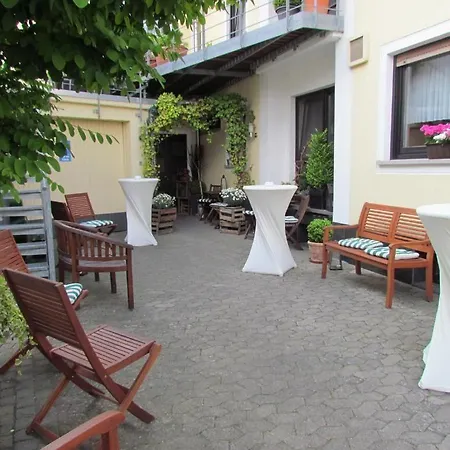 מלון & Restaurant Huellen בארוויילר