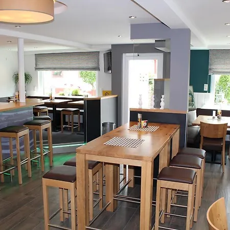 Ξενοδοχείο & Restaurant Huellen