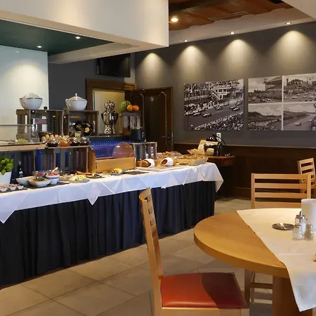 Ξενοδοχείο & Restaurant Huellen 3*