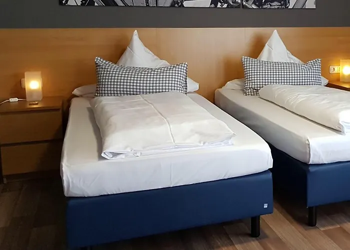 & Restaurant Huellen 3* Barweiler