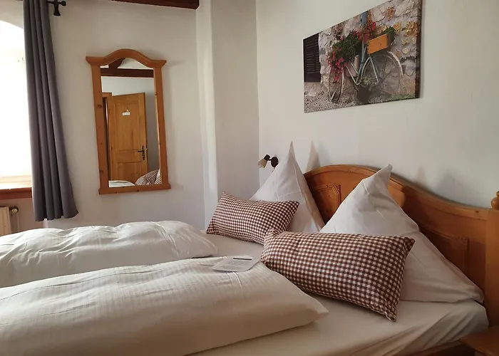 Hotel & Restaurant Huellen Barweiler