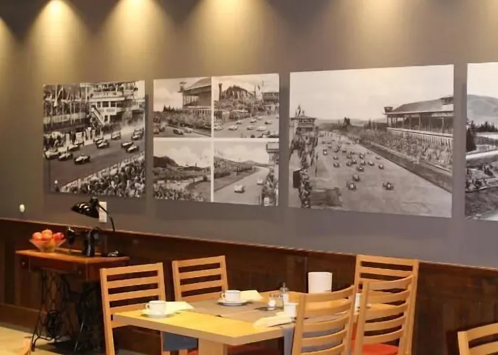 & Restaurant Huellen Hotel 3*