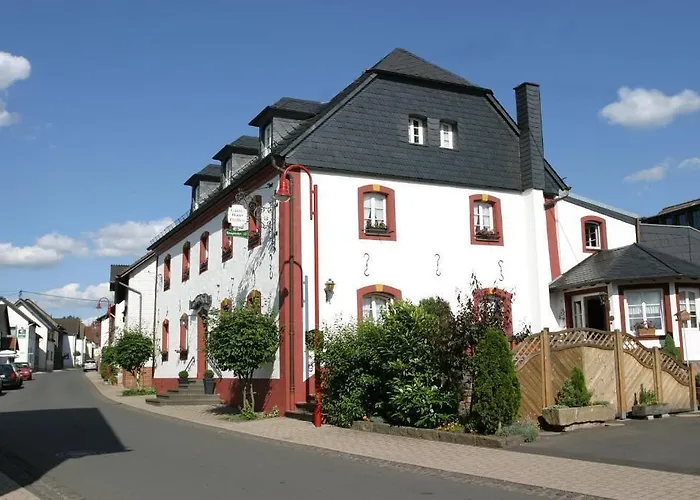 & Restaurant Huellen Hotel 3*