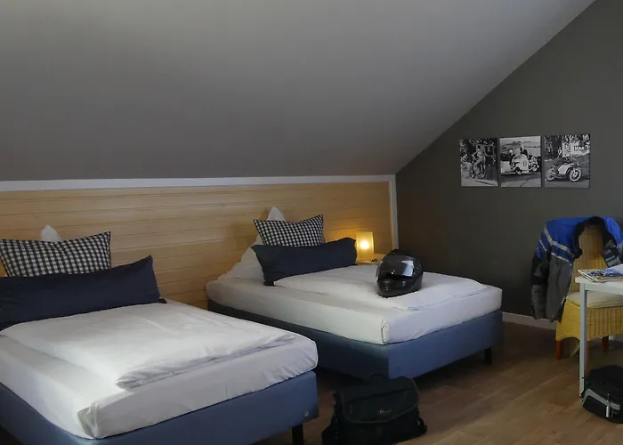 Hotel & Restaurant Huellen 3*