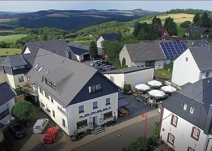 & Restaurant Huellen Hotel 3*