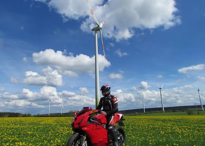 & Restaurant Huellen