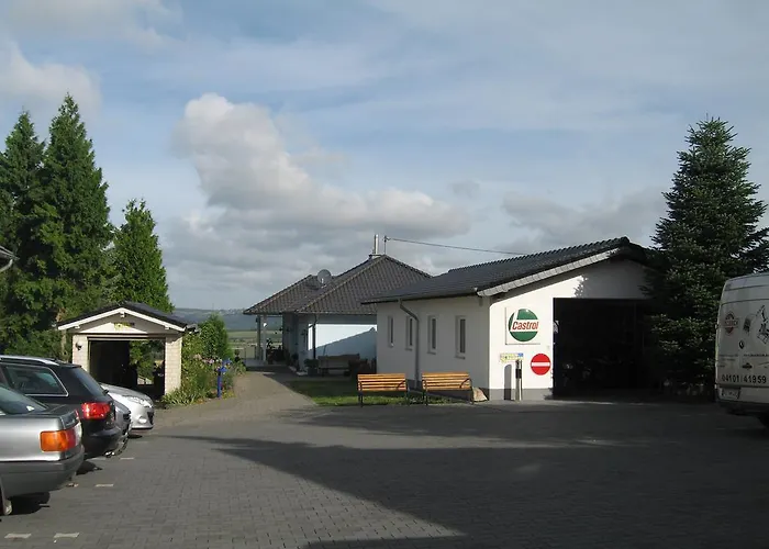 Hotel & Restaurant Huellen Barweiler