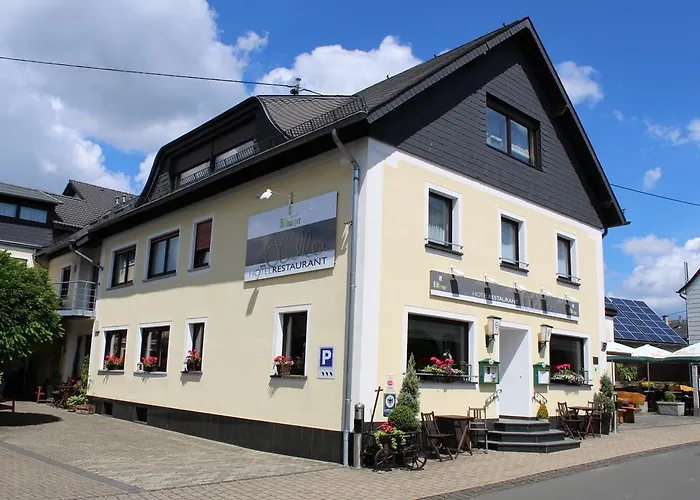 & Restaurant Huellen