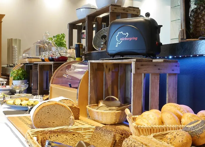 & Restaurant Huellen