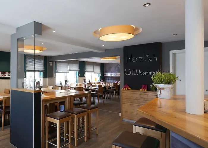 & Restaurant Huellen Hotel Barweiler