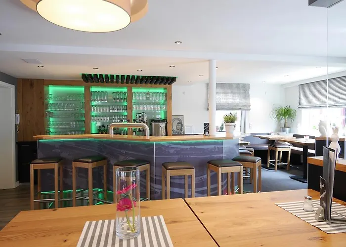 Hotel & Restaurant Huellen Barweiler