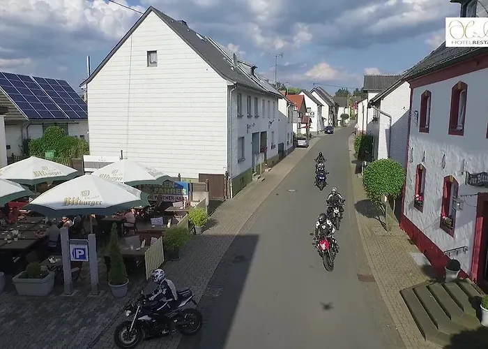 & Restaurant Huellen Barweiler